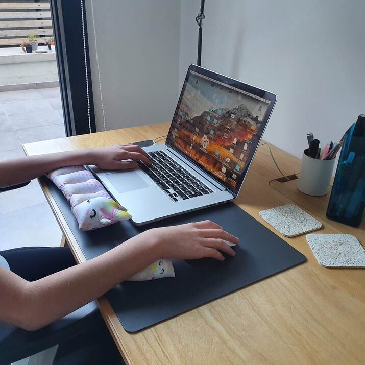 ALMOHADILLA TECLADO RELAX - UNICORNIO